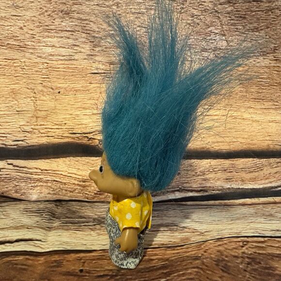 Vintage TNT  Troll Doll Blue Hair Yellow Polka Dot Shirt Stone Pants 3” Figure - Picture 4 of 6